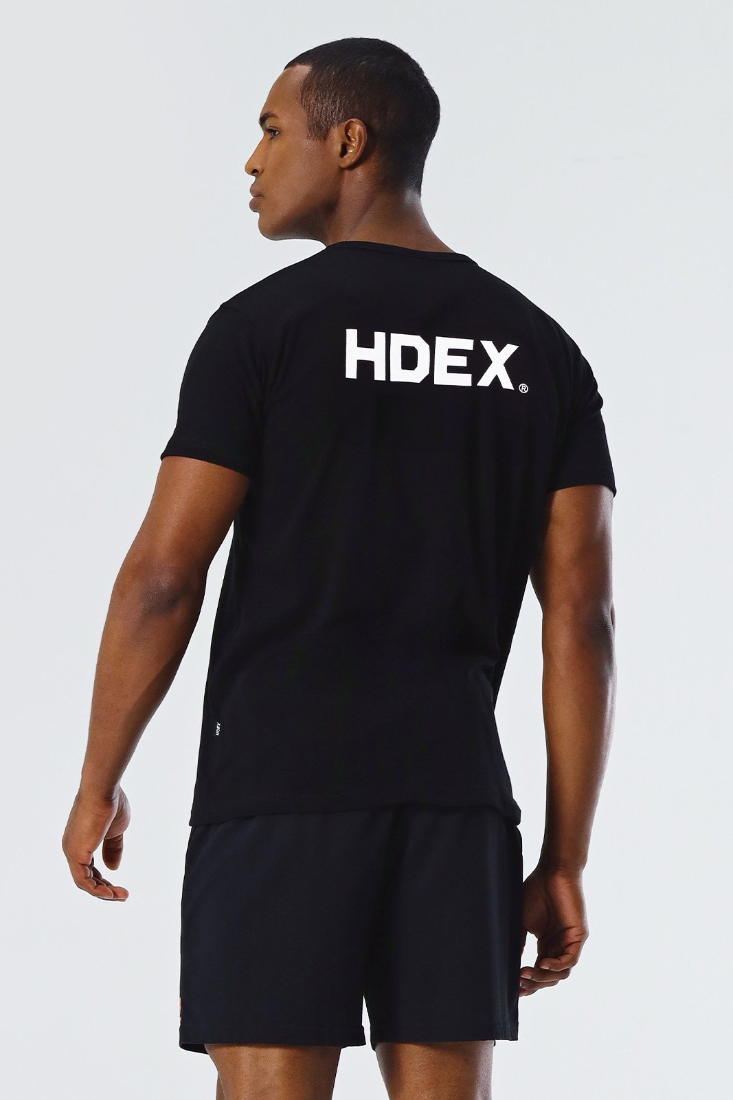 메인 백로고 머슬핏 반팔티