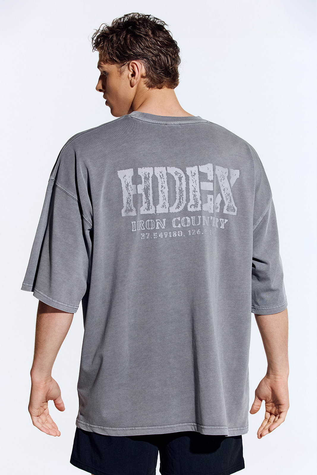 코어 백로고 자이언트핏 워싱 숏 슬리브 (Pigment Gray)